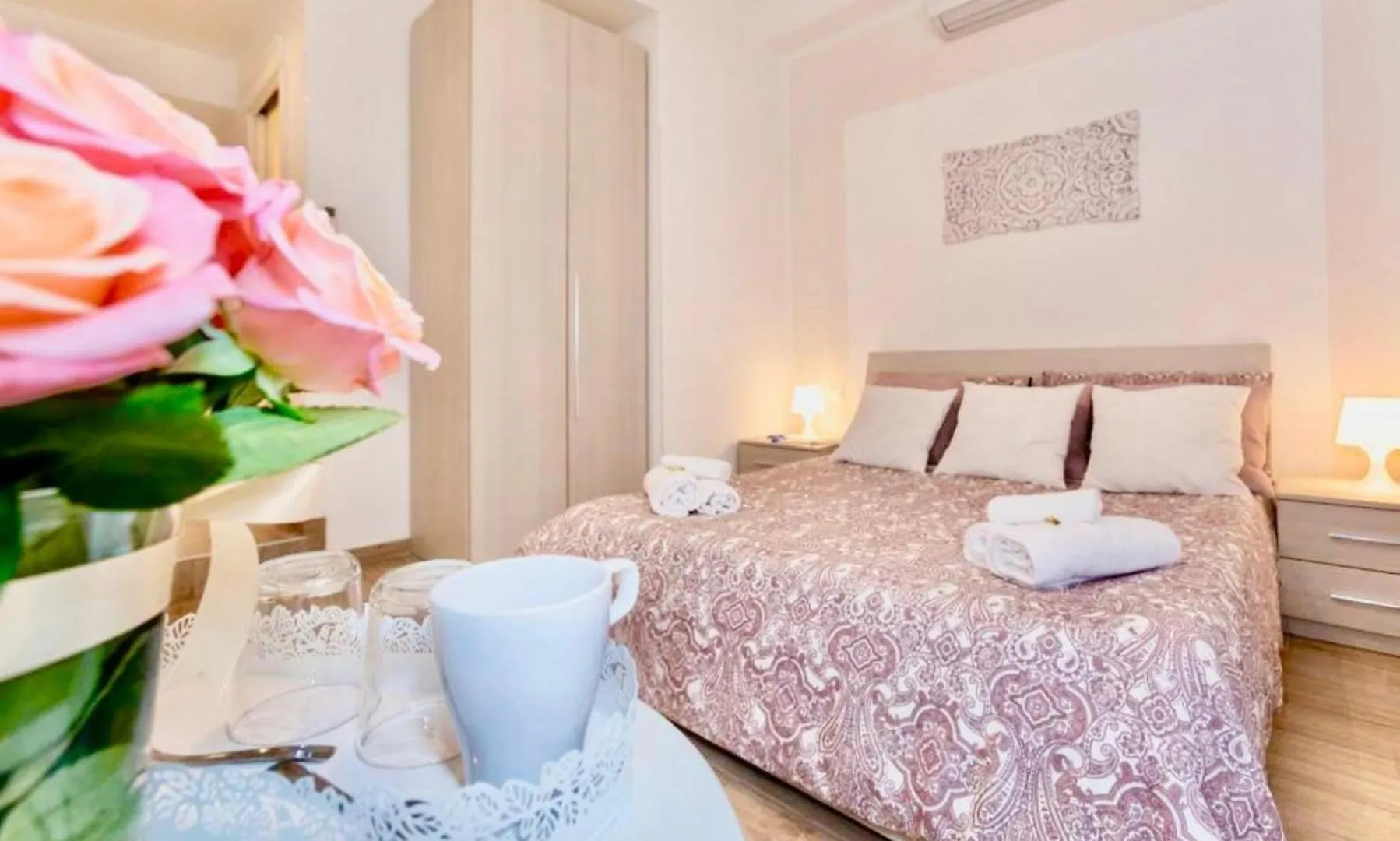 Lovely Nights Rome - Luxury Rooms 0*,